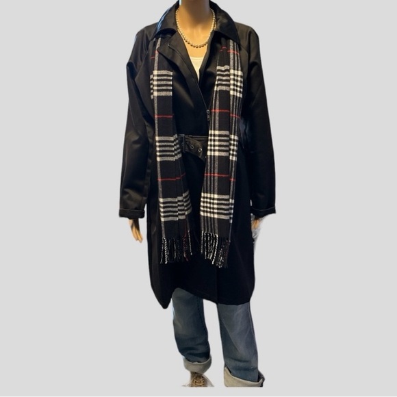 JustFab - Belted Satin 1/4 Length Trench Jacket - Picture 13 of 15